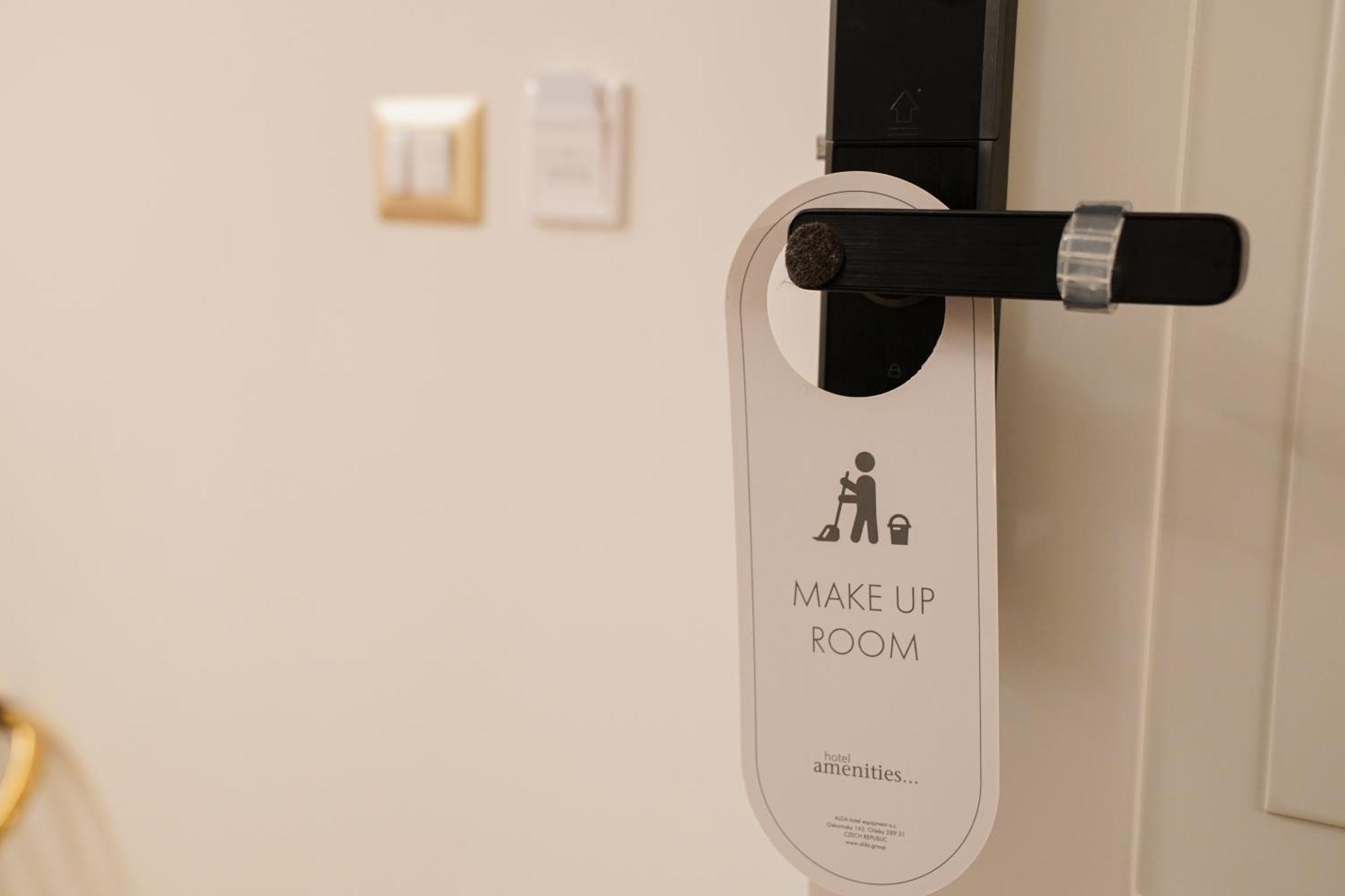 Charm&Bella Guesthouse Рим Экстерьер фото