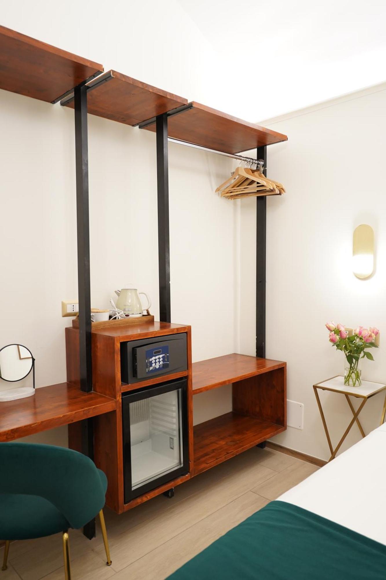 Charm&Bella Guesthouse Рим Экстерьер фото